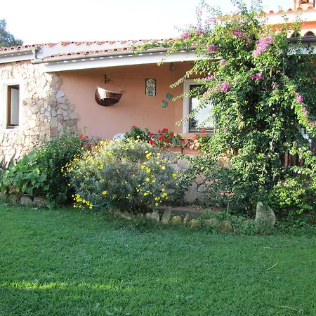 Luna Ruja Bed & Breakfast Cannigione