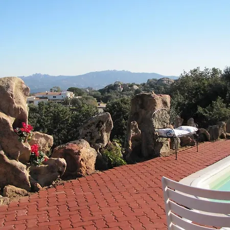 Luna Ruja Bed & Breakfast Cannigione